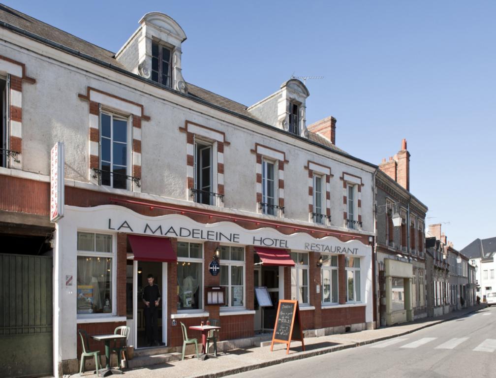 La Madeleine Otel Saint-Benoît-sur-Loire Oda fotoğraf